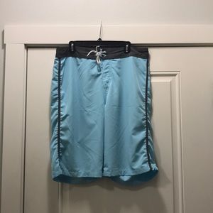 Men’s board shorts
